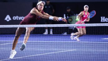 Ingrid Martins e Laura Pigossi vencem confronto brasileiro na estreia de duplas