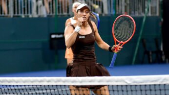 Luisa Stefani e Babos vão às semifinais de duplas no SP Open