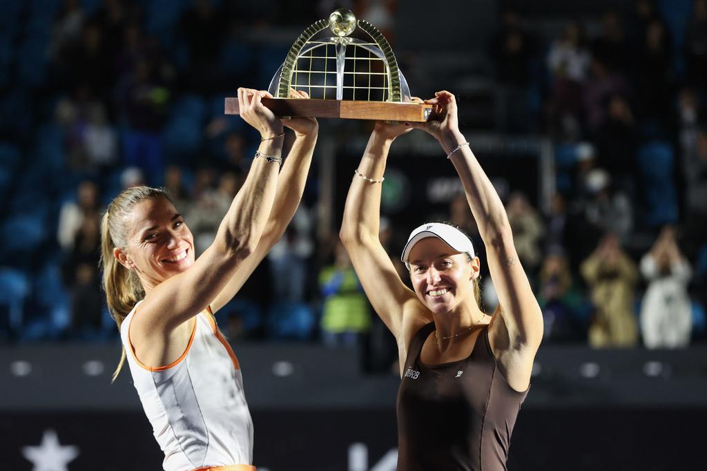 Reprodução — SP Open WTA/IMM Assessoria. Colar criado por Ara Vartanian para a segunda edição do torneio.