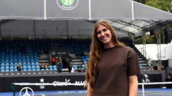 Bia Haddad Maia prestigia SP Open e revela amizade com finalista